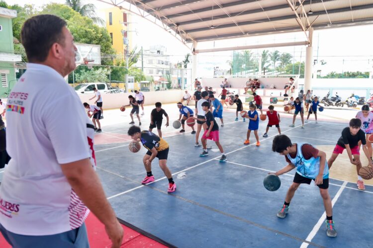 “¡Ponte Pila! Bota y Encesta”; Isla Mujeres se suma a la Clase Nacional de Baloncesto 