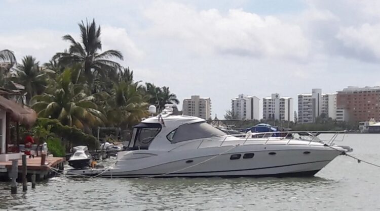 Actúa Marina contra 130 barcos piratas en Cancún