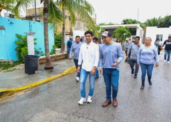 Alcalde Juan Arena activa jornada integral en Puerto Aventuras