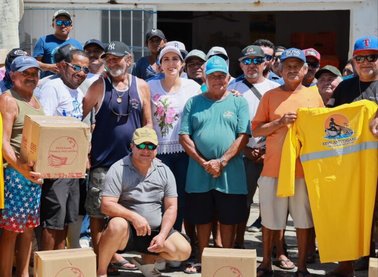 Atenea Gómez continúa apoyando a las familias pescadoras de Isla Mujeres