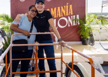 Estefanía Mercado lleva la “Chambamanía” a la Unidad Deportiva Luis Donaldo Colosio