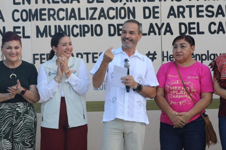 Gobierno de Playa del Carmen impulsa la economía artesanal con puntos de venta