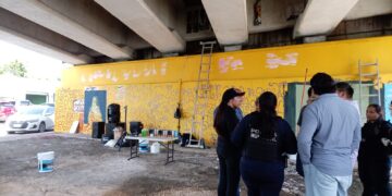 Grafiteros desaparecen ‘Muro de Políticos Corruptos’ en Cancún