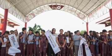 Mara Lezama beneficia a estudiantes de secundaria “Independencia de México” con nuevo domo