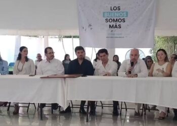 Presenta Gustavo Miranda bloque ciudadano opositor rumbo a 2027