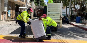 Programa Permanente de Descacharrización continúa en colonias de Isla Mujeres