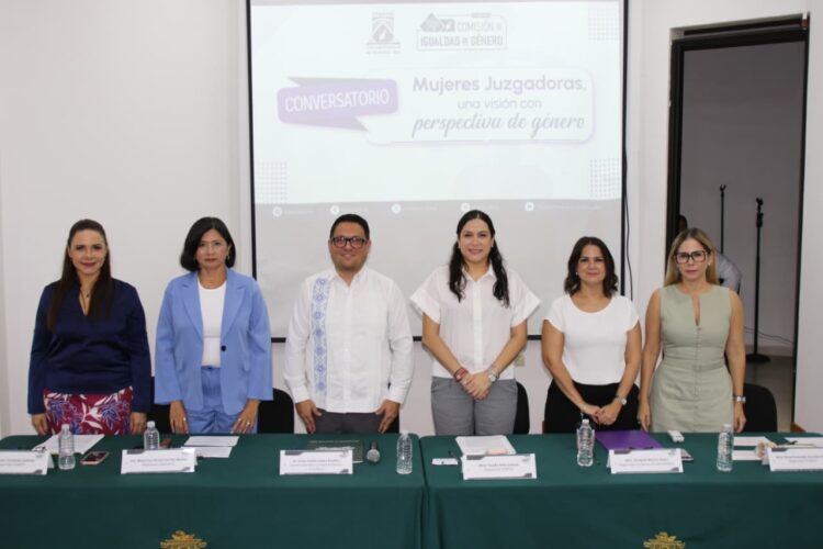 Realiza TEQROO foro “Mujeres Juzgadoras, visión con perspectiva de género”