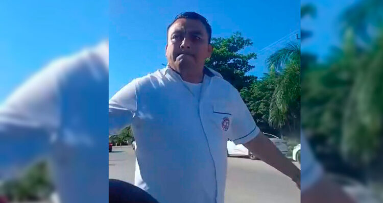 Suspenden concesión de taxi tras agresión a chofer de Uber en Tulum