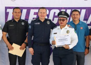 “Tu Escuela en Azul” acerca la policía municipal a estudiantes playenses