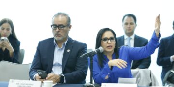 ¡Defienden el turismo!; pide Mayuli Martínez a senadores votar contra aumento a extranjeros