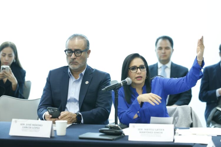 ¡Defienden el turismo!; pide Mayuli Martínez a senadores votar contra aumento a extranjeros