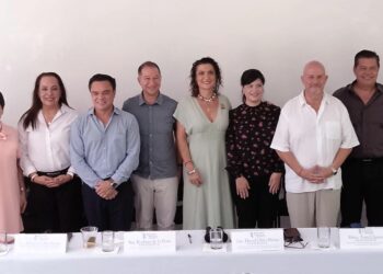 ¡Frente unido!; rechazan hoteleros aumento al Derecho de No Inmigrante