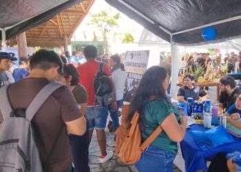 ¡Gran respuesta!; abarrotan Feria Nacional de Empleo en Playa del Carmen