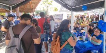 ¡Gran respuesta!; abarrotan Feria Nacional de Empleo en Playa del Carmen