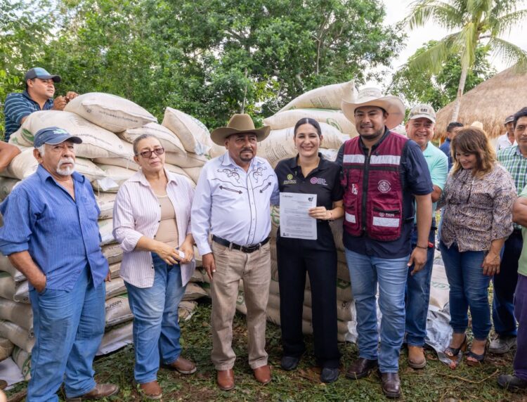 ¡Impulso agropecuario!; entrega Estefanía Mercado 9 toneladas de maíz a ganaderos de Playa del Carmen