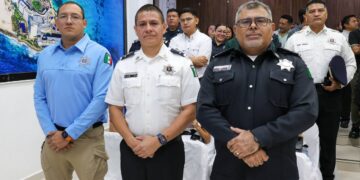 ¡Nueva estrategia vial!; toma protesta Ana Paty Peralta a directores de Policía Turística y Tránsito