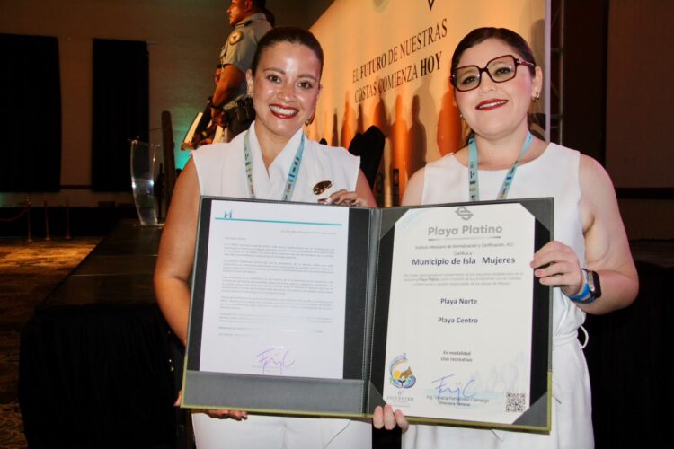 ¡Orgullo isleño!; el trabajo por las playas da resultados y reciben el distintivo Playa Platino