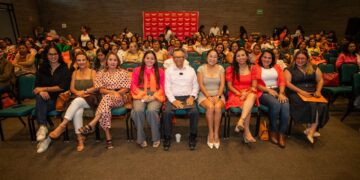 ¡Poder en unidad!; las mujeres deben establecer alianzas para avanzar en la igualdad, afirma Joaquín González