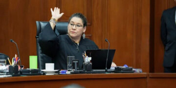 ¡Polémica en la red!; ministra Batres defiende bloqueos ante amparos de usuarios