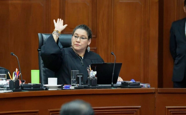 ¡Polémica en la red!; ministra Batres defiende bloqueos ante amparos de usuarios
